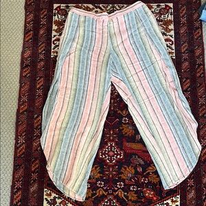 Multi colored women’s linen blend pants